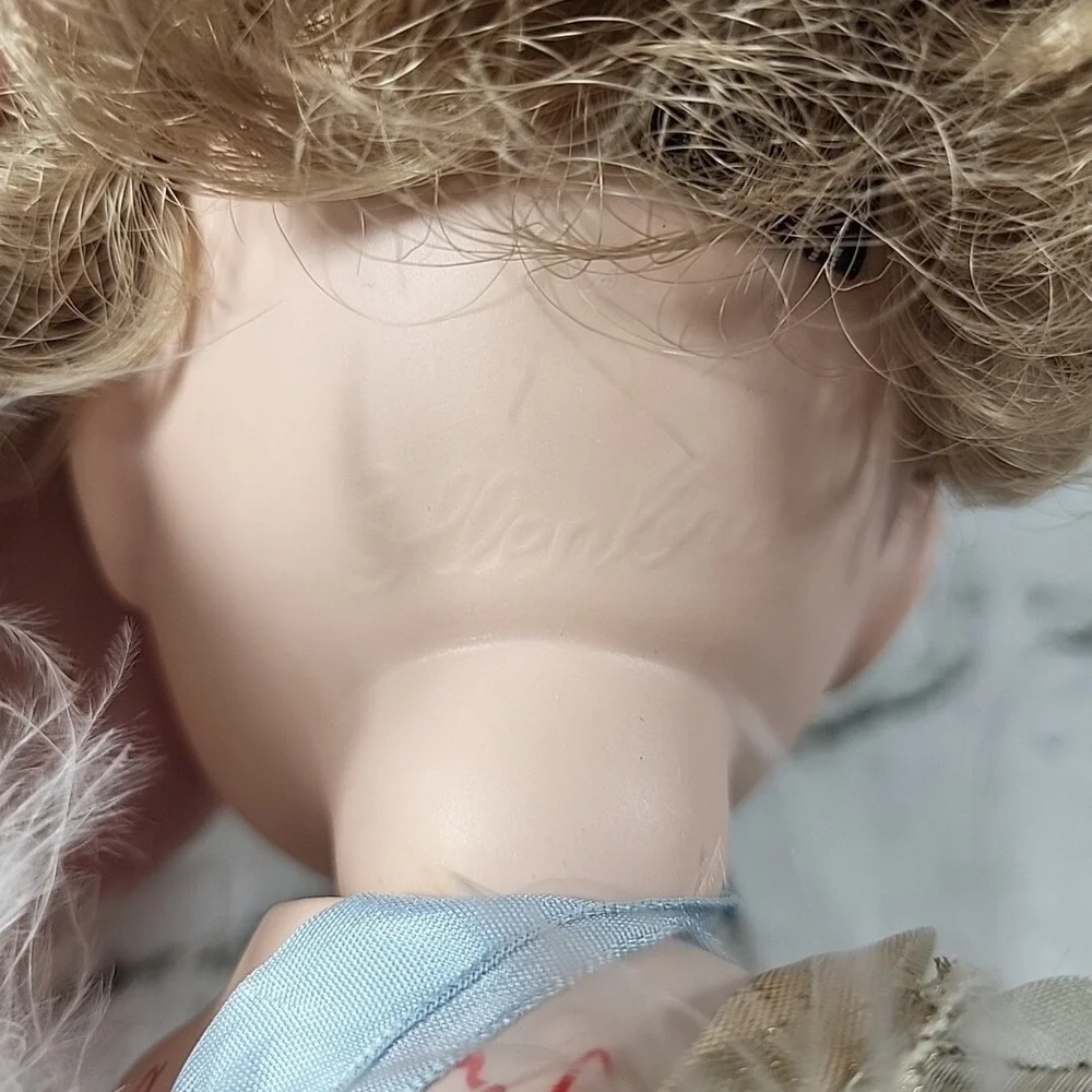 Ellenbrooke Sweet Cherub Porcelain Angel By Connie‎ Walser Derek